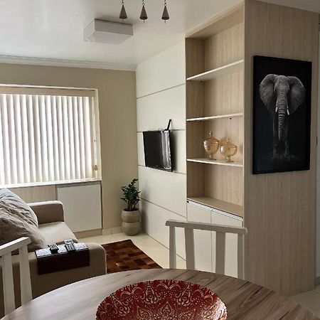 Apartamento No Centro De Curitiba,Bem Localizado E Confortavel Экстерьер фото